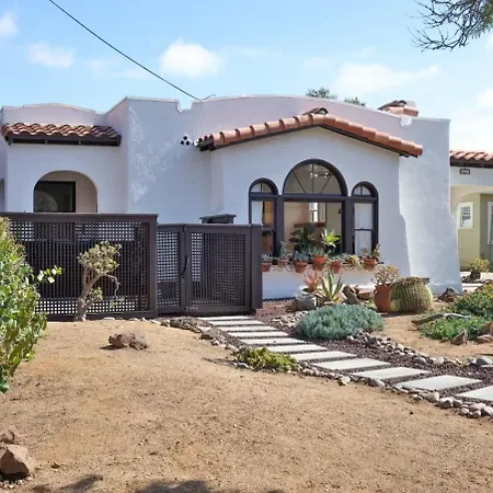 Spanish Casa Near Zoo And Beach With Sun Deck And Ac